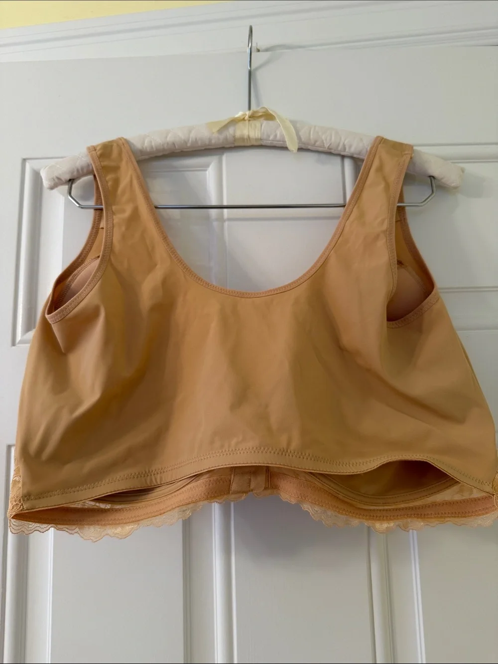 Full-Coverage Lace Comfort Bra in Tan